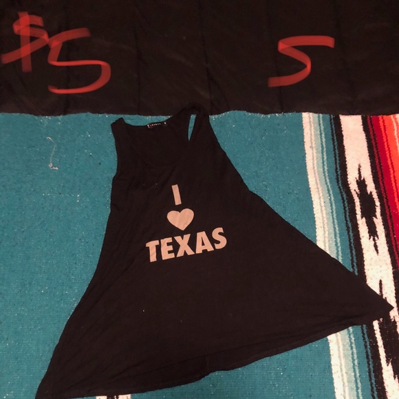 Stylish tops of all colors and sizes! - Picture 11 of 16